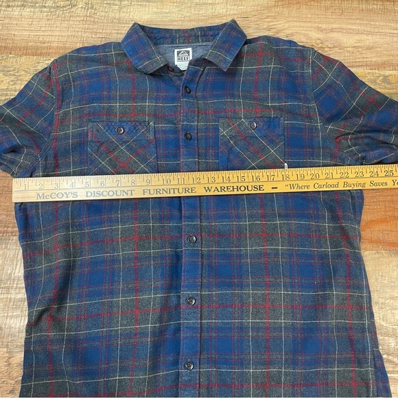 Reef Men’s Large Flannel Plaid Button Down Shirt Gorpcore Hiking lunberjack - Picture 4 of 10